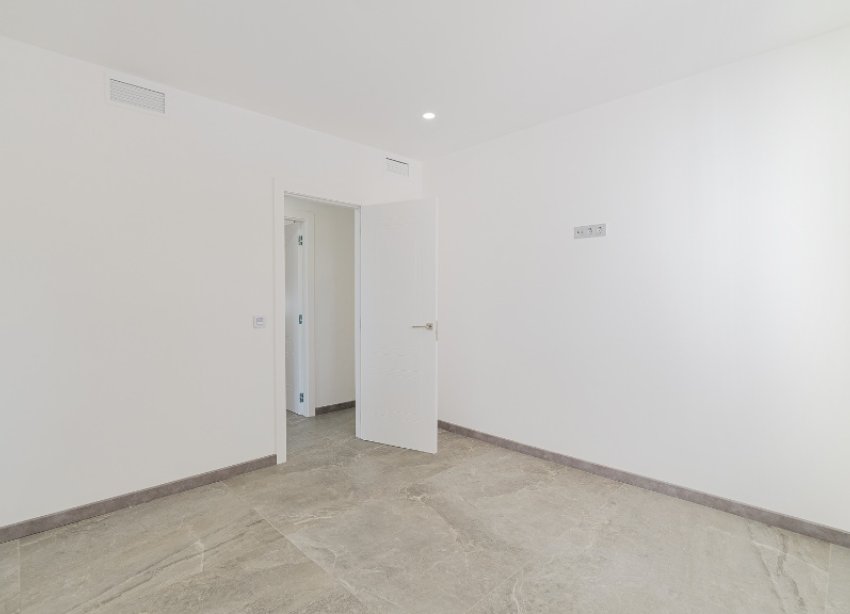 Reventa - Villa - Torrevieja - Los Balcones