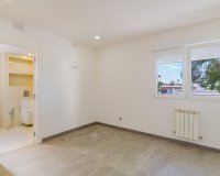 Reventa - Villa - Torrevieja - Los Balcones