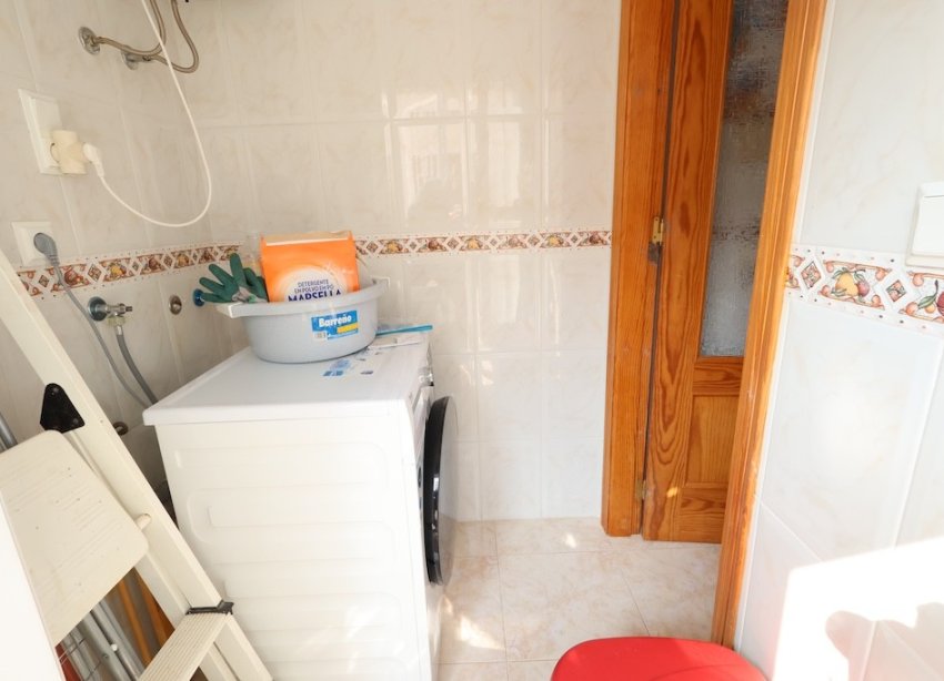 Reventa - Villa - Torrevieja - Los Balcones