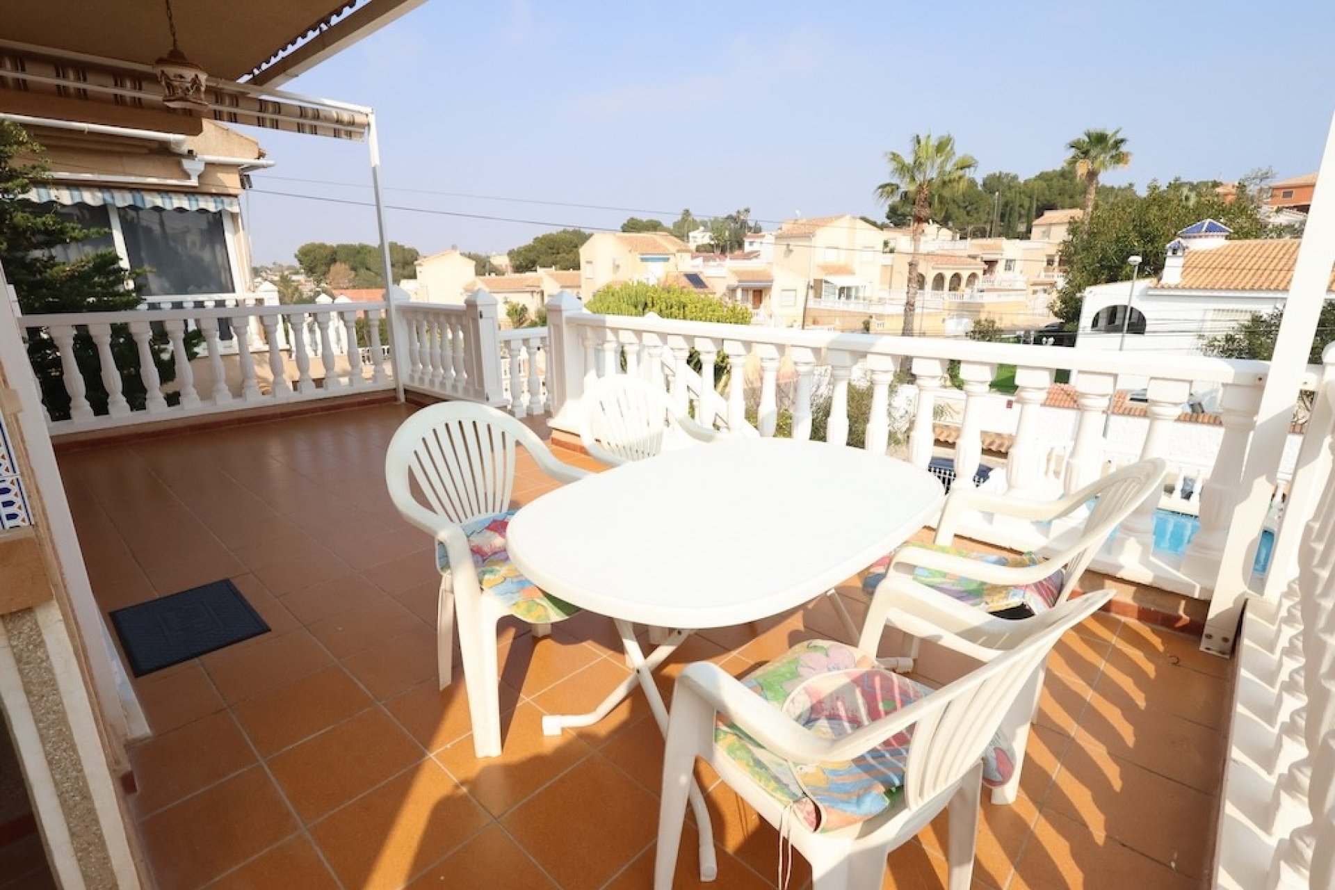 Reventa - Villa - Torrevieja - Los Balcones