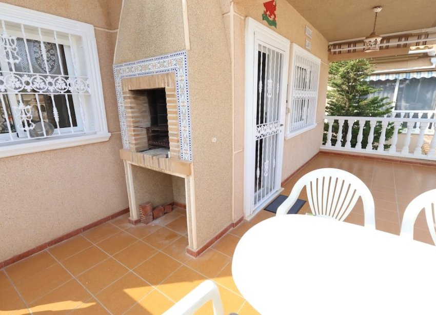Reventa - Villa - Torrevieja - Los Balcones