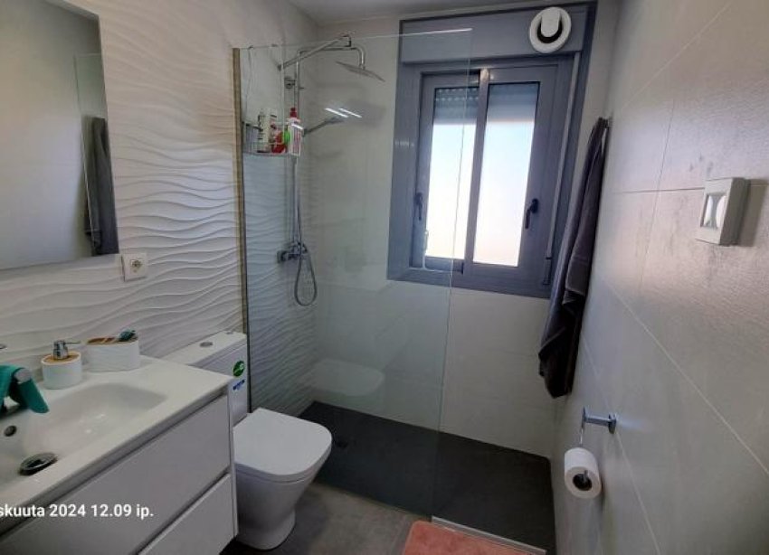 Reventa - Villa - Torrevieja - Los Balcones