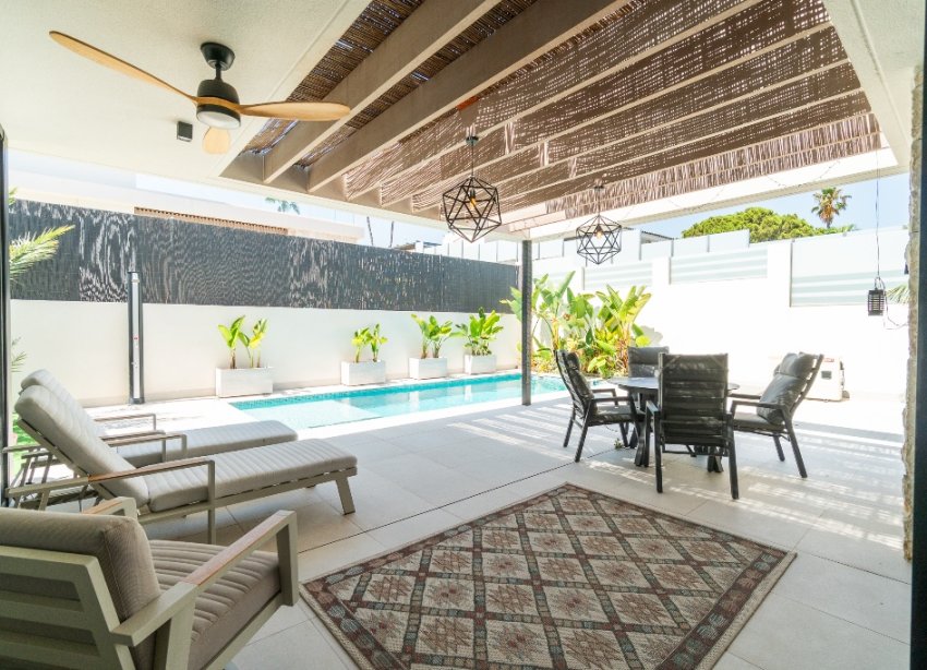 Reventa - Villa - Torrevieja - Los Balcones