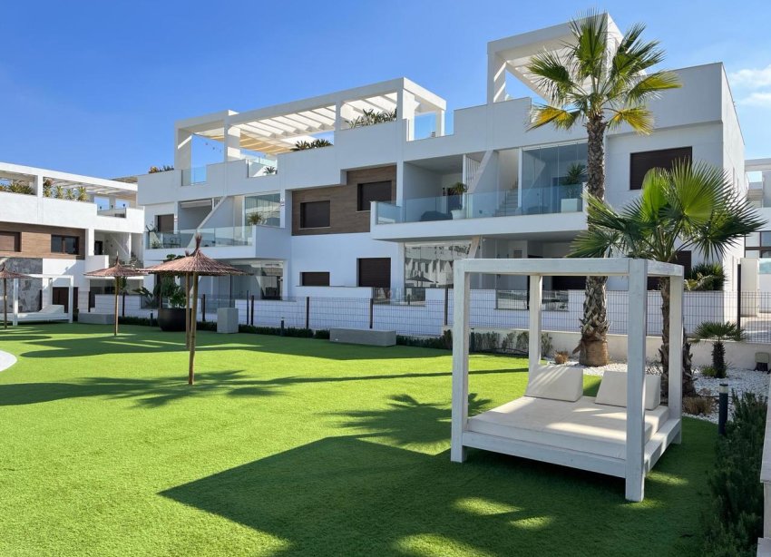 Reventa - Villa - Torrevieja - Los Balcones