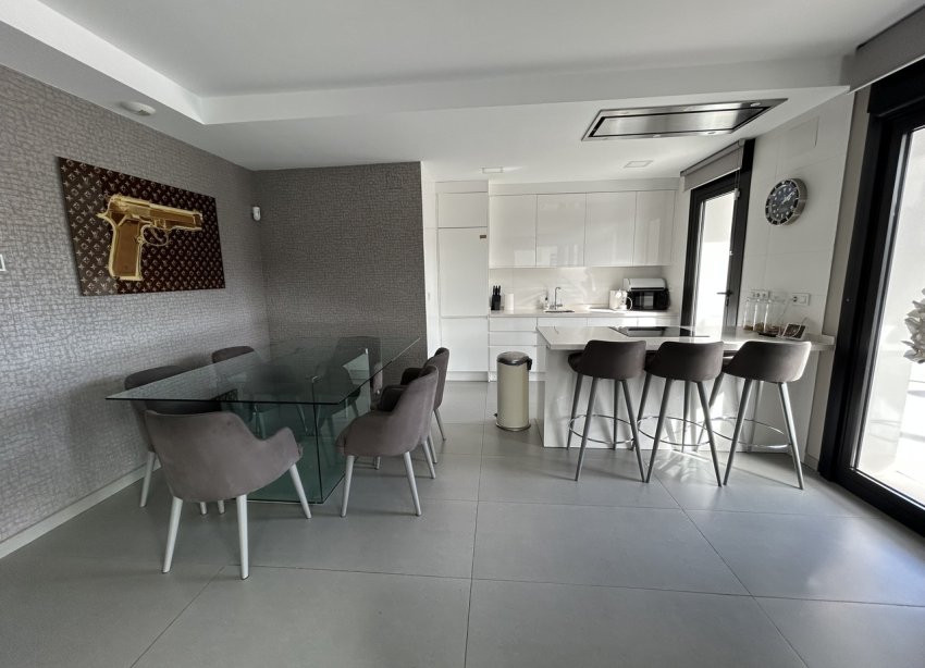 Reventa - Villa - Torrevieja - Los Balcones