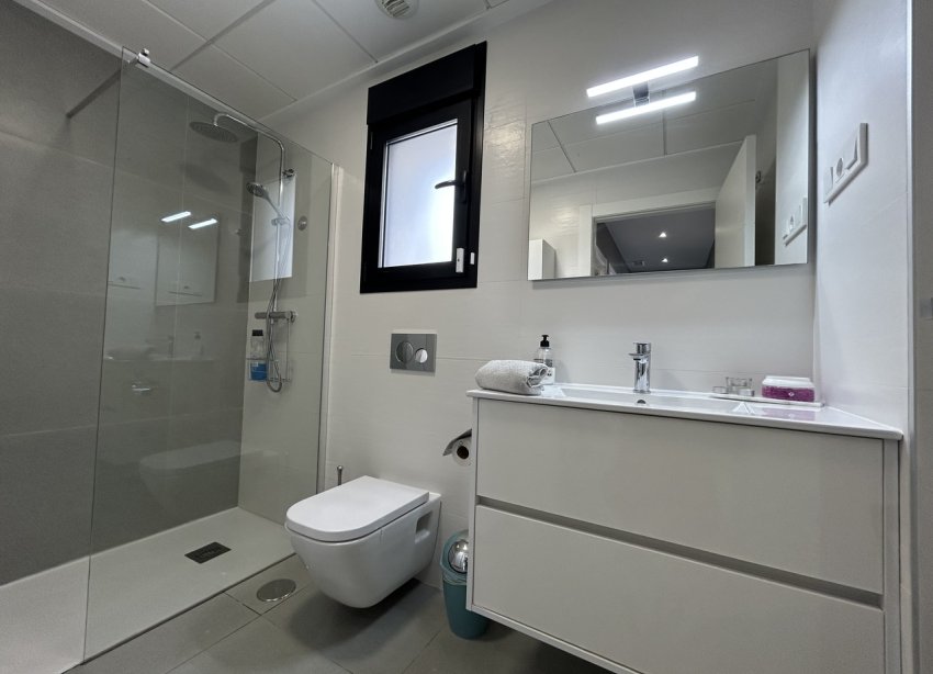 Reventa - Villa - Torrevieja - Los Balcones