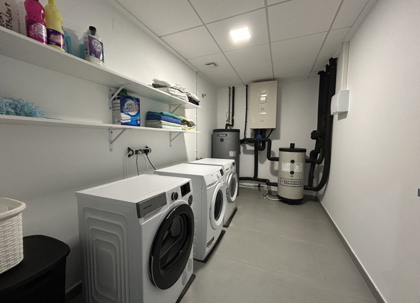 Reventa - Villa - Torrevieja - Los Balcones