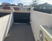 Reventa - Villa - Torrevieja - Los Balcones