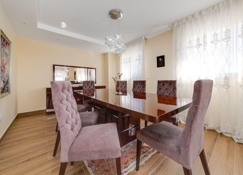 Reventa - Villa - Torrevieja - Los Balcones