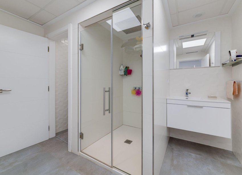 Reventa - Villa - Torrevieja - Los Balcones