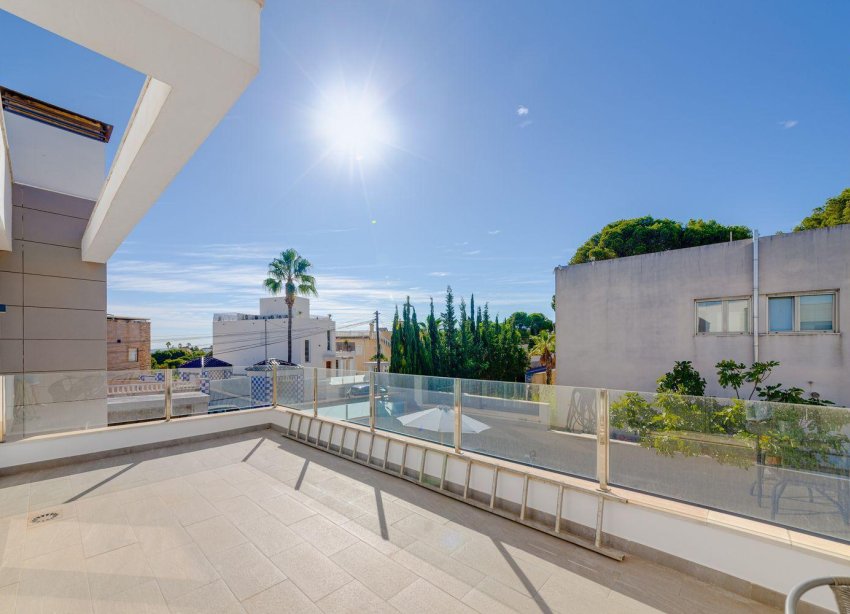 Reventa - Villa - Torrevieja - Los Balcones