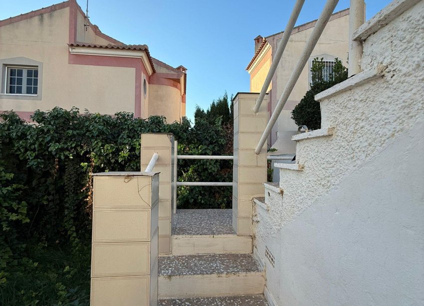 Reventa - Villa - Torrevieja - Los Balcones