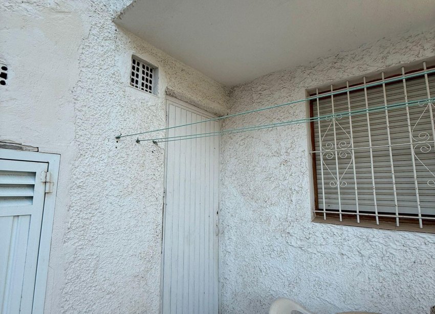 Reventa - Villa - Torrevieja - Los Balcones
