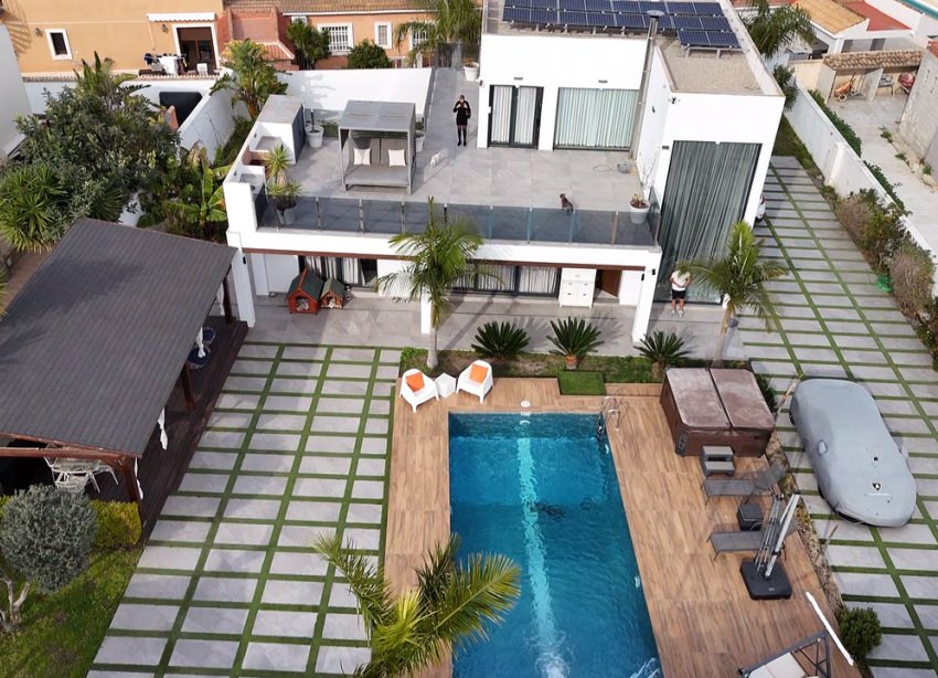 Reventa - Villa - Torrevieja - Los Balcones