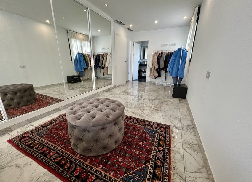 Reventa - Villa - Torrevieja - Los Balcones