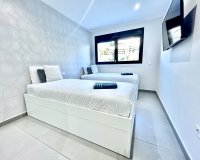 Reventa - Villa - Torrevieja - Los Balcones