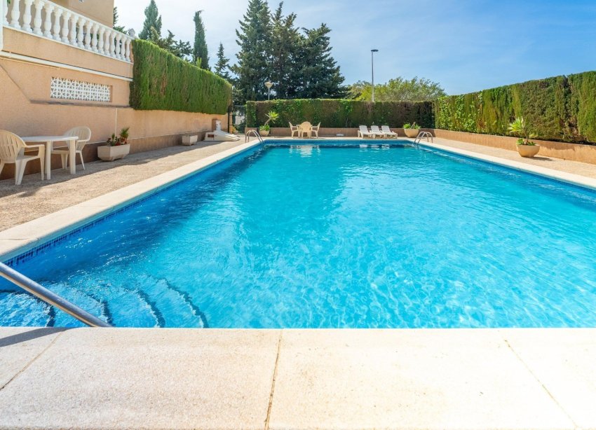 Reventa - Villa - Torrevieja - Los Balcones