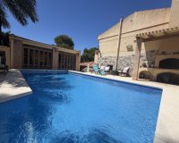 Reventa - Villa - Torrevieja - Los Balcones