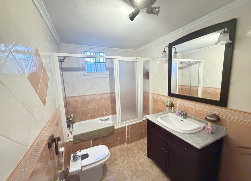 Reventa - Villa - Torrevieja - Los Balcones