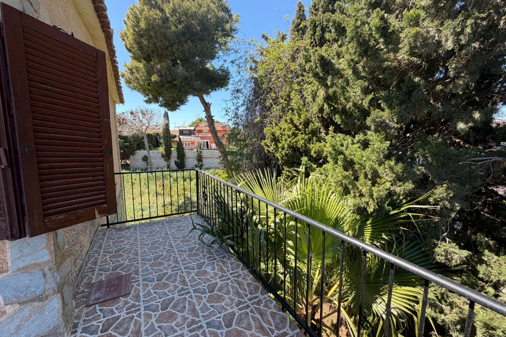 Reventa - Villa - Torrevieja - Los Balcones