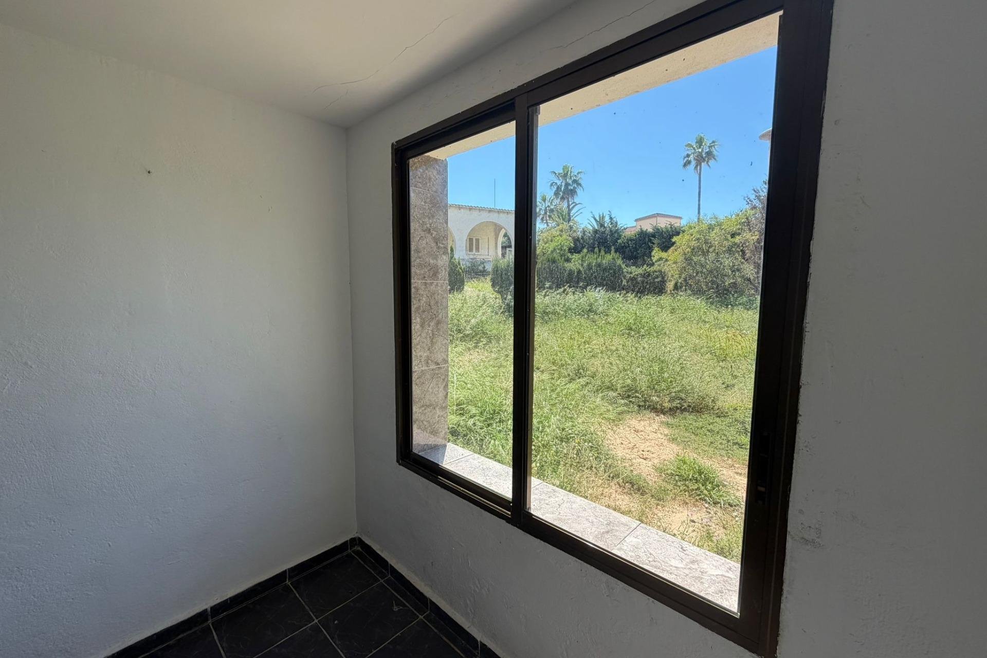Reventa - Villa - Torrevieja - Los Balcones