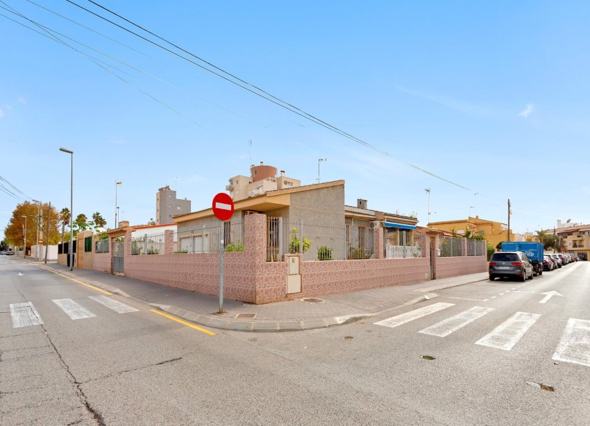 Reventa - Villa - Torrevieja - Nueva Torrevieja