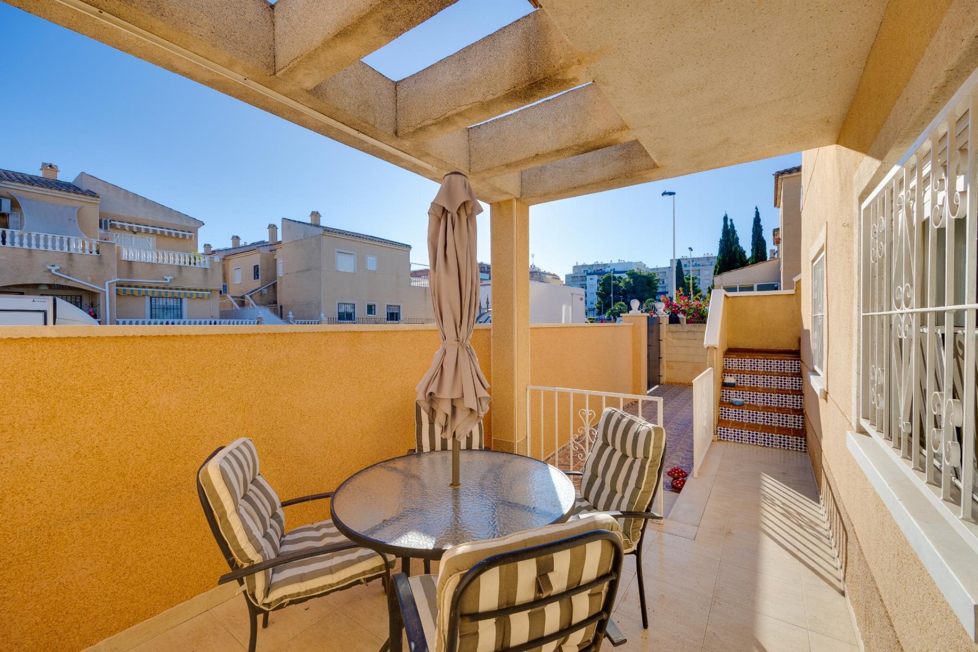 Reventa - Villa - Torrevieja - Pueblo - Centro