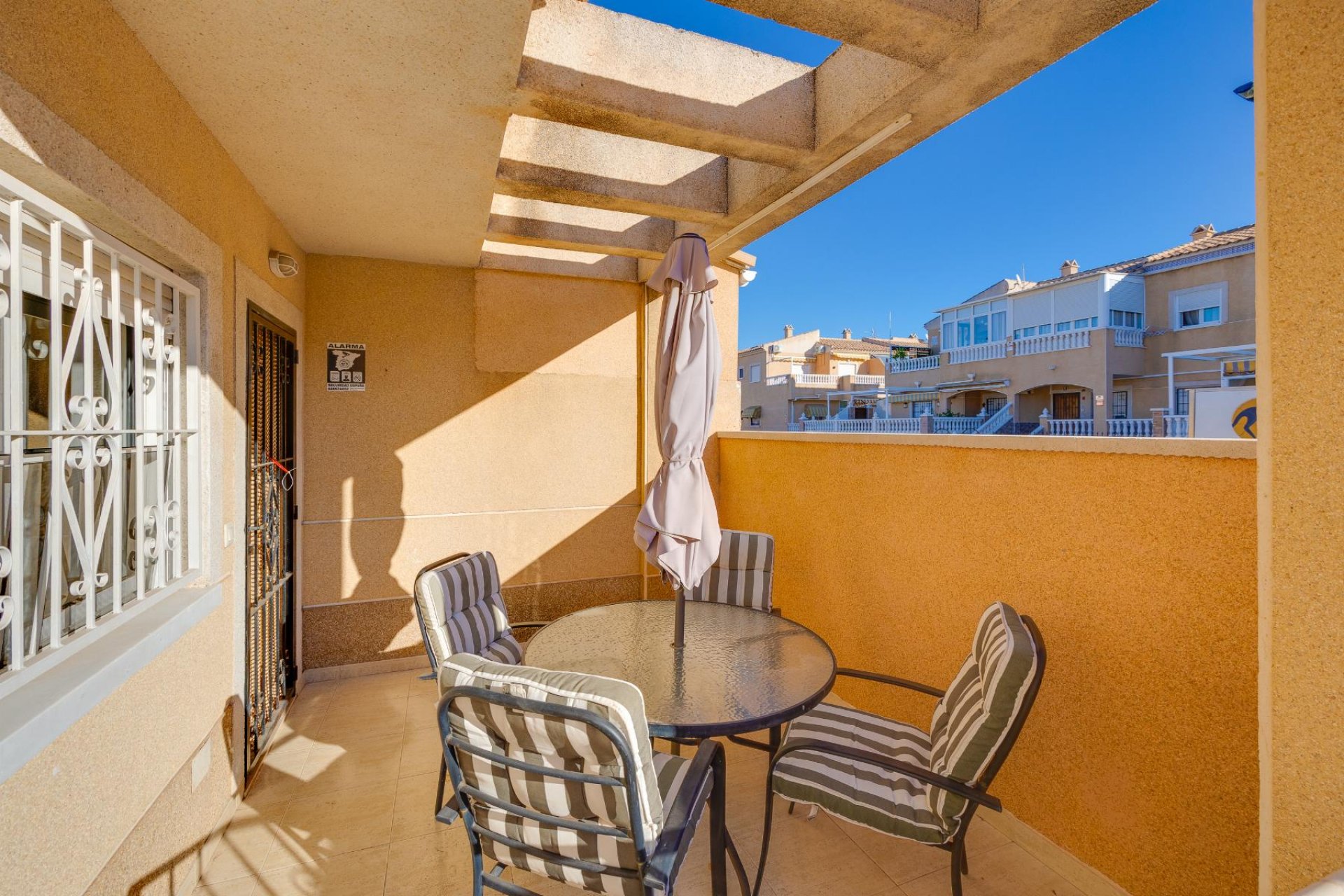 Reventa - Villa - Torrevieja - Pueblo - Centro