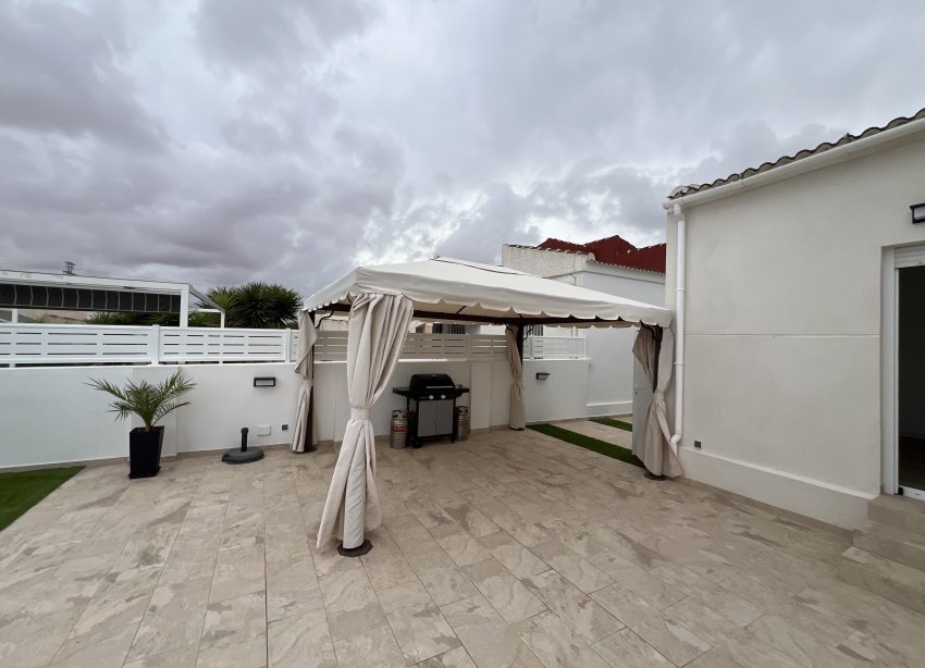 Reventa - Villa - Torrevieja - San luis