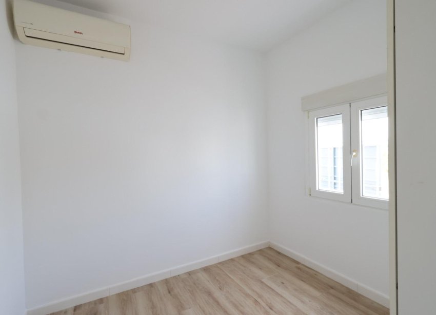 Reventa - Villa - Torrevieja - San luis