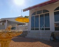 Reventa - Villa - Torrevieja - Urbanización San Luis