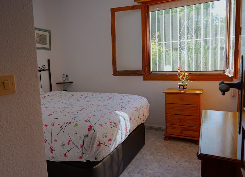 Reventa - Villa - Torrevieja - Urbanización San Luis