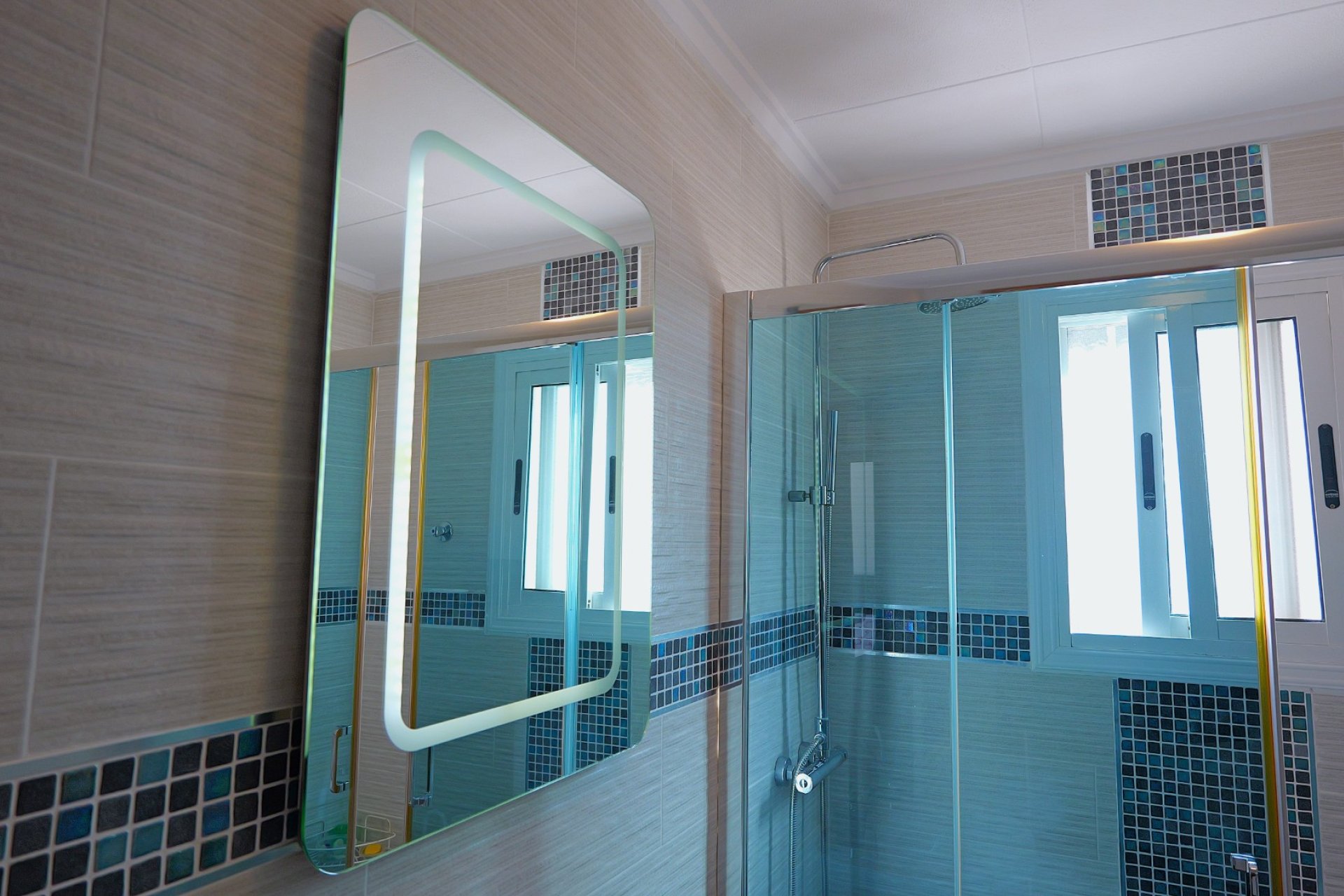 Reventa - Villa - Torrevieja - Urbanización San Luis