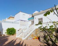 Reventa - Villa - Torrevieja - Urbanización San Luis