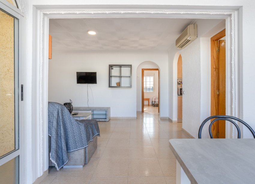 Reventa - Villa - Torrevieja - Urbanización San Luis