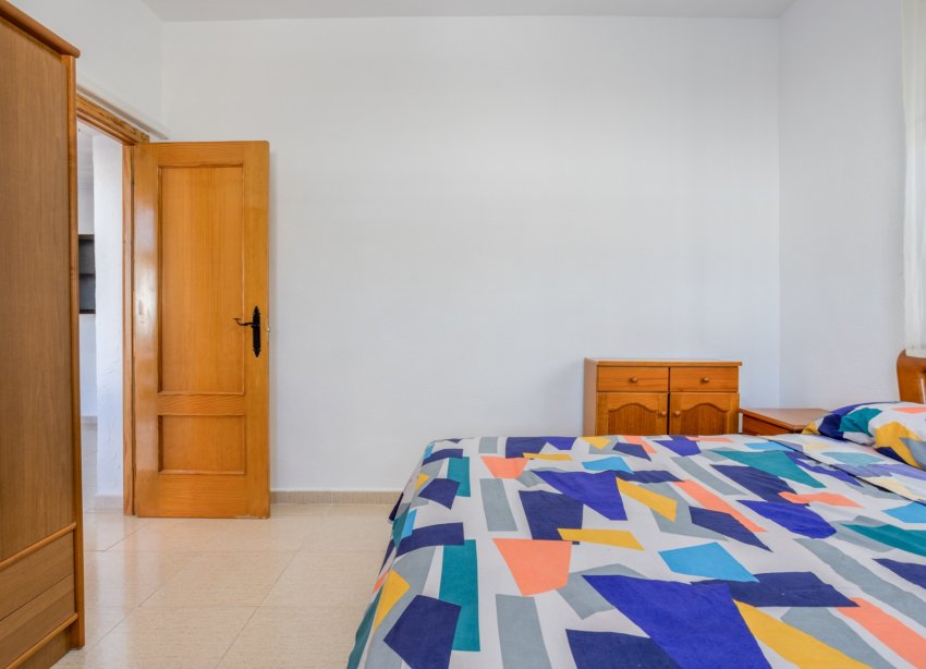 Reventa - Villa - Torrevieja - Urbanización San Luis