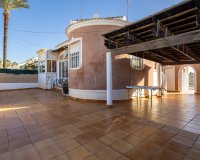 Reventa - Villa - Torrevieja - Urbanización San Luis