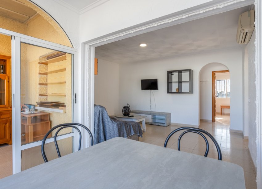 Reventa - Villa - Torrevieja - Urbanización San Luis