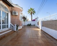 Reventa - Villa - Torrevieja - Urbanización San Luis