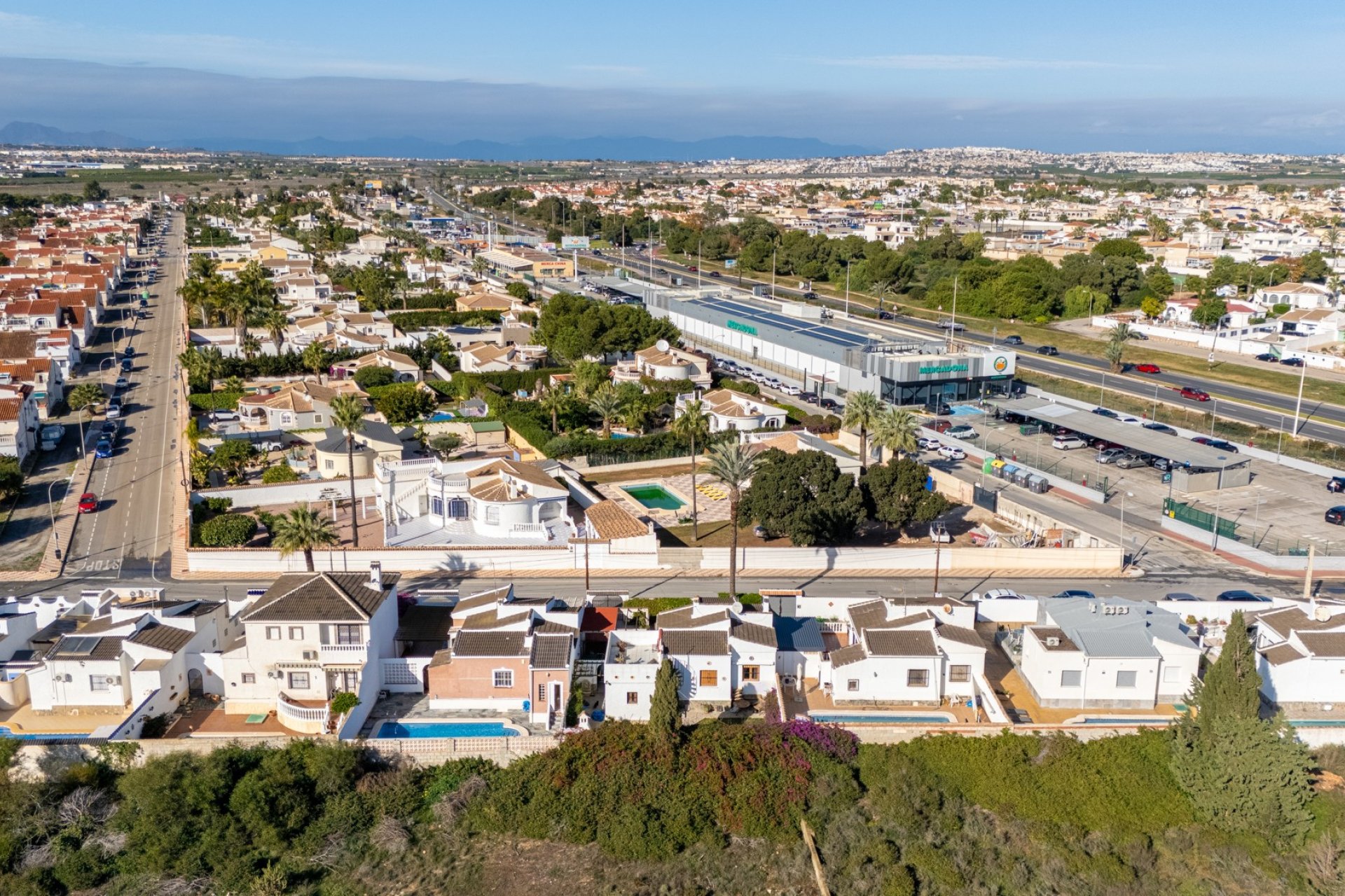 Reventa - Villa - Torrevieja - Urbanización San Luis