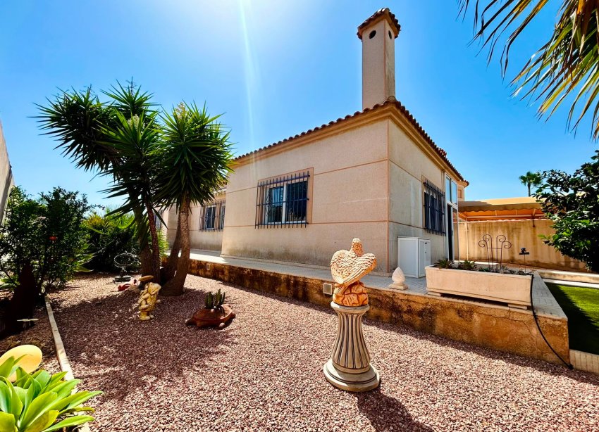 Reventa - - VILLA - Torrevieja - Urbanización San Luis