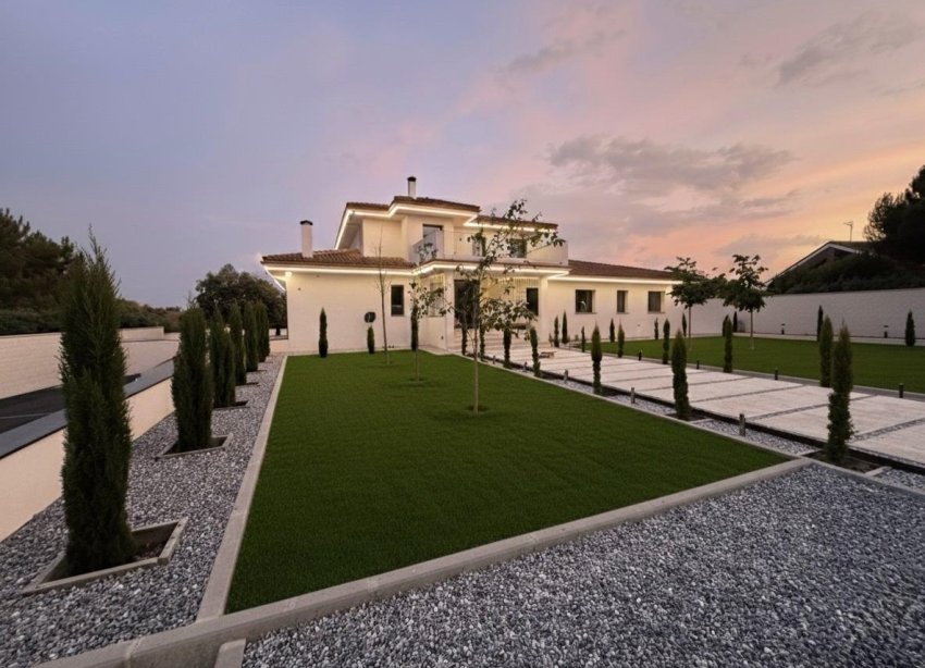 Reventa - Villa - Valdemorillo - Mojadillas - Parque de las Infantas - El Paraiso