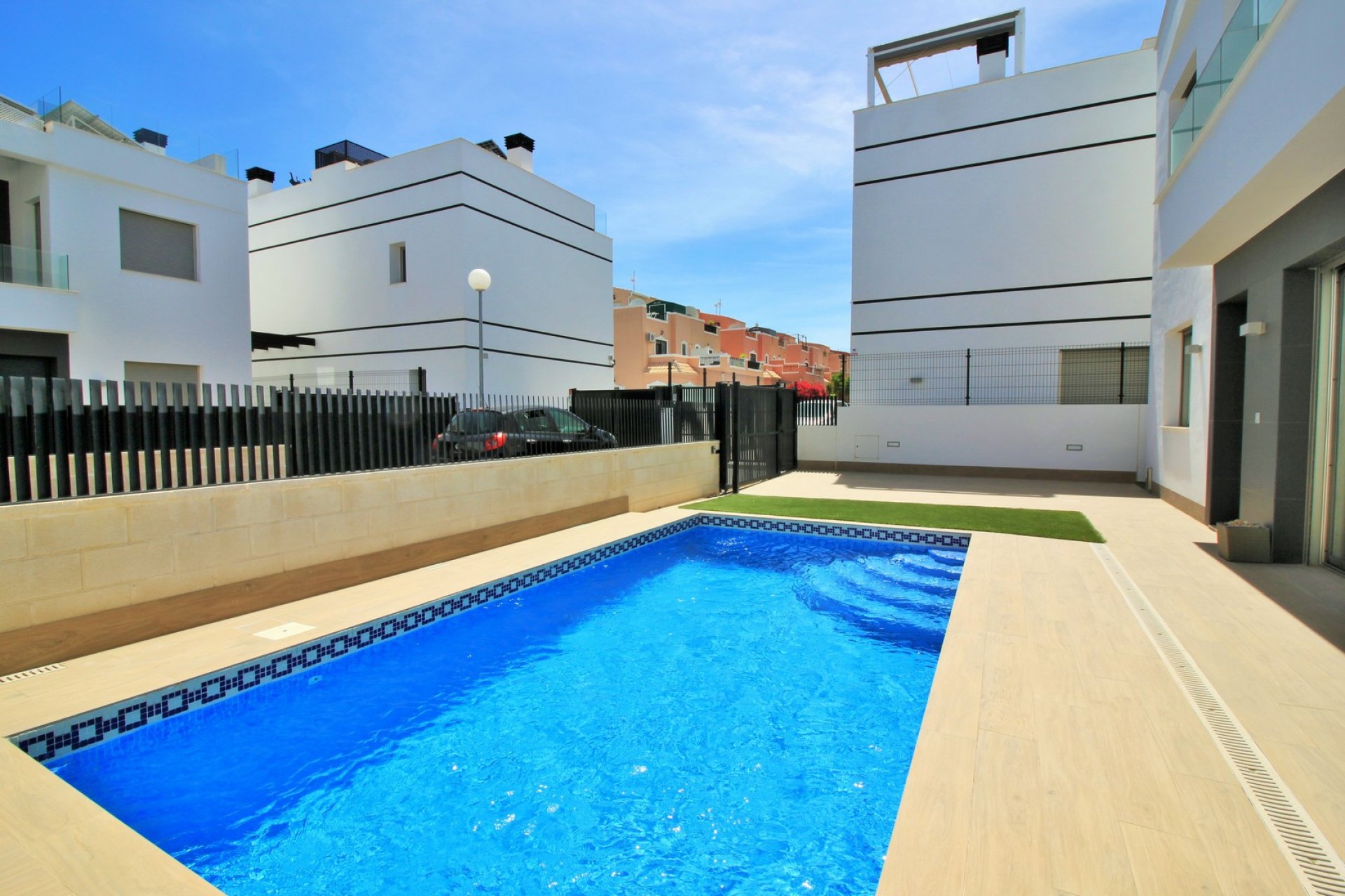 Reventa - Villa - Villamartin - Villamartín