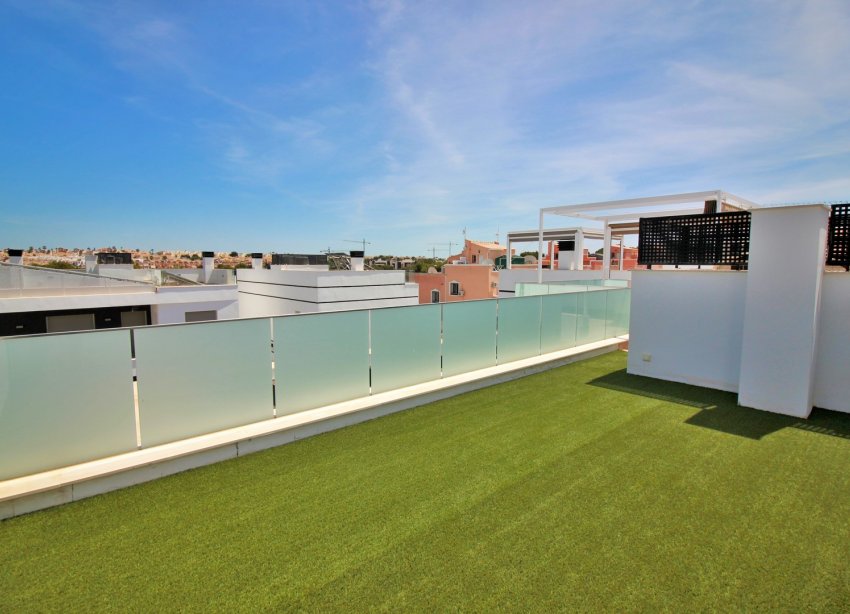 Reventa - Villa - Villamartin - Villamartín