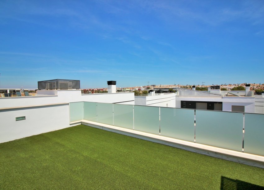 Reventa - Villa - Villamartin - Villamartín