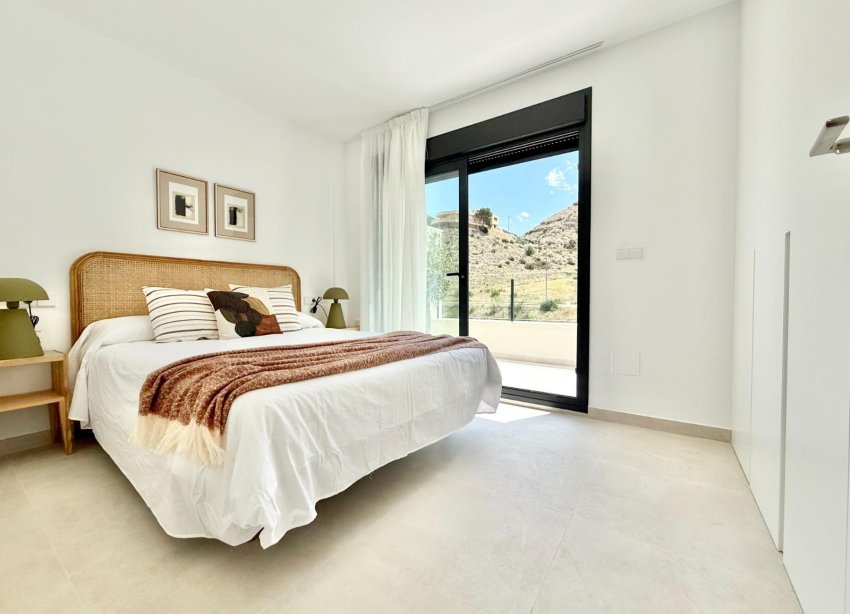 Rynek Pierwotny - Dom szeregowy - Cox - San Fernando