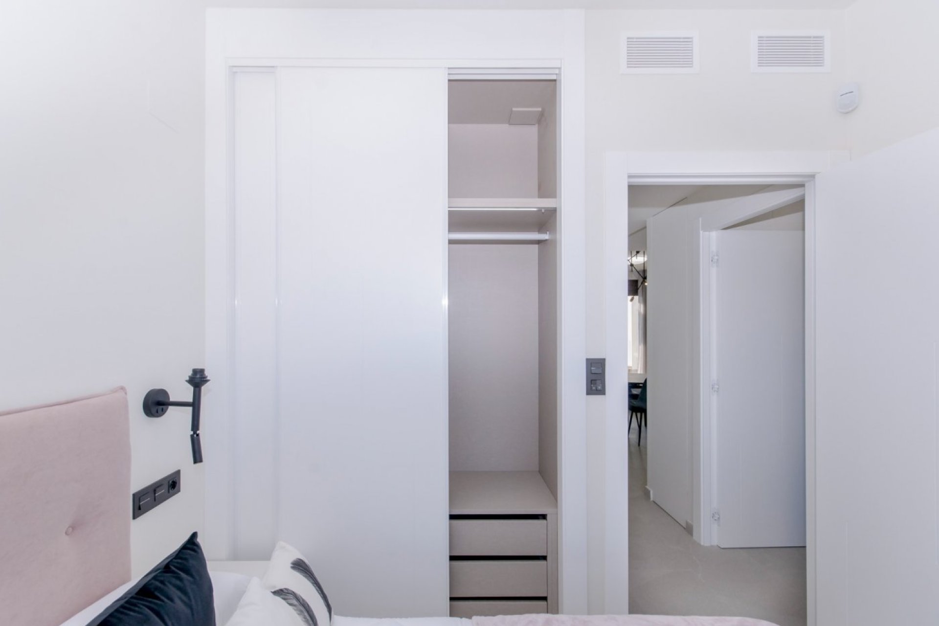 Rynek Pierwotny - Dom szeregowy - Torrevieja