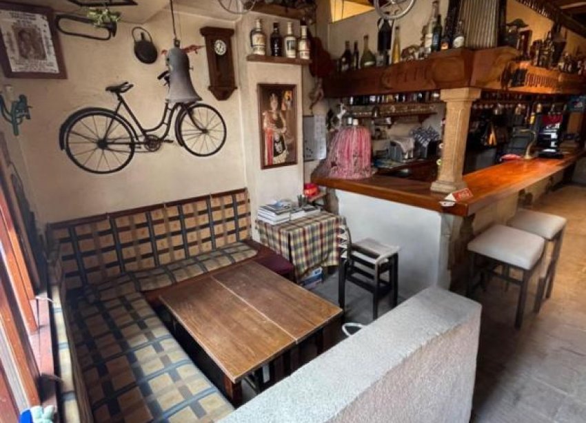 Rynek Pierwotny - Lokale użytkowe - Moraira Teulada - Moraira