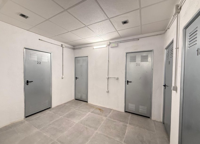 Rynek Pierwotny - Storeroom - Torrevieja - Playa del cura