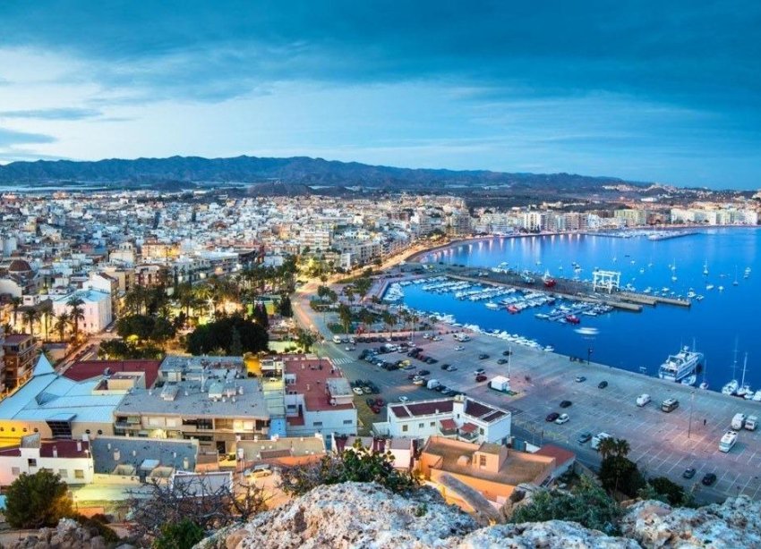 Rynek Pierwotny - Willa - Aguilas